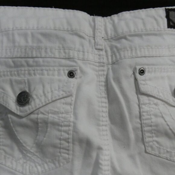 EARL JEANS | size 6 | Chic White Rolled Cuff Capris - Picture 11 of 16